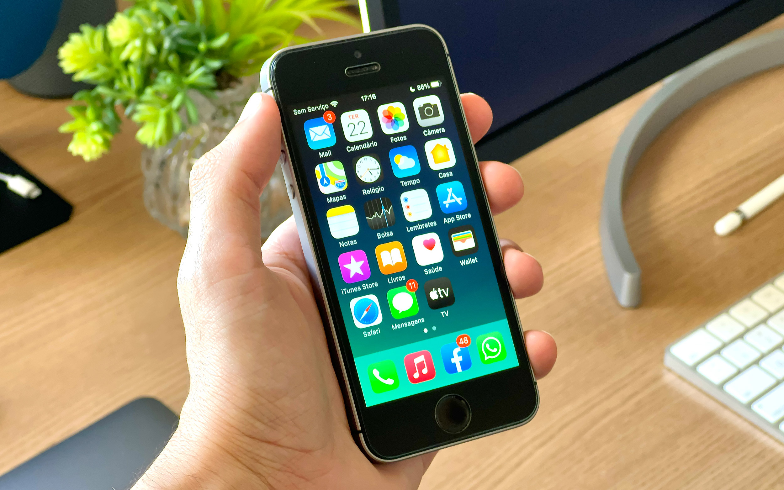 El iPhone SE de primera generación todavía ejecuta el último iOS, y eso