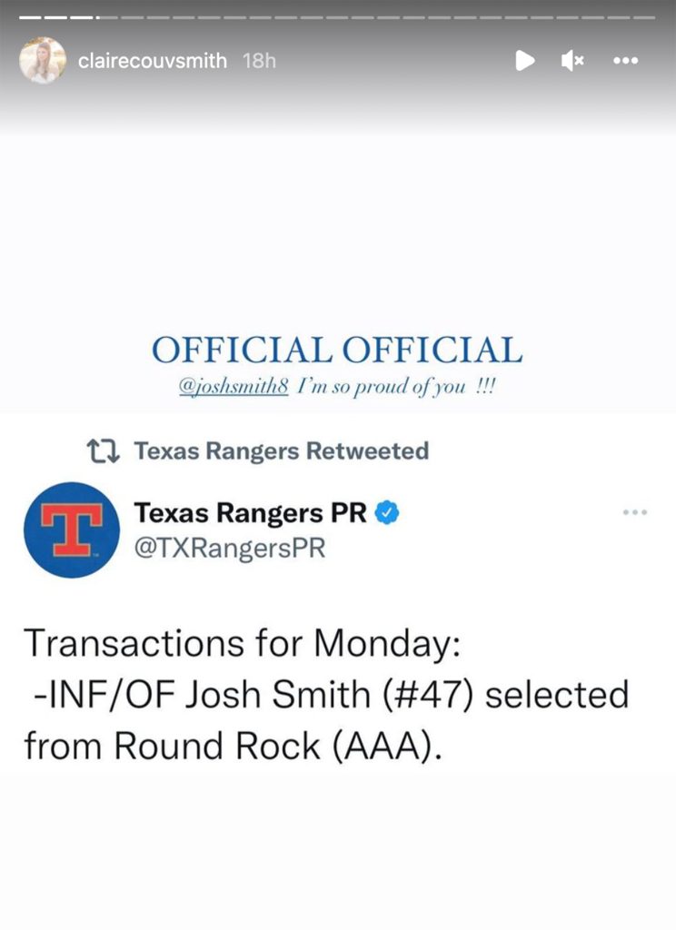 Claire Cove Smith también publicó el memorando oficial de los Texas Rangers anunciando el ascenso de Josh Smith.